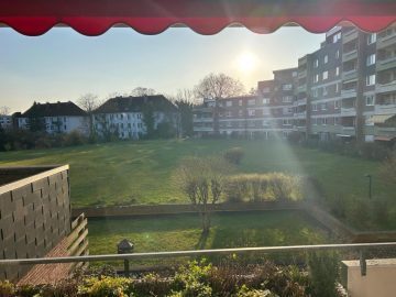 Lichtdurchflutete Wohnung in erstklassiger Lage !