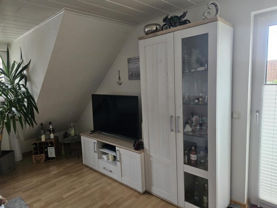 Charmante 2,5-Zimmer-Maisonette Wohnung mit Balkon und Gartenanteil in Klein Hehlen - Foto 2