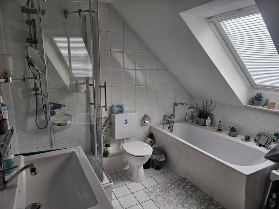Charmante 2,5-Zimmer-Maisonette Wohnung mit Balkon und Gartenanteil in Klein Hehlen - Foto 5